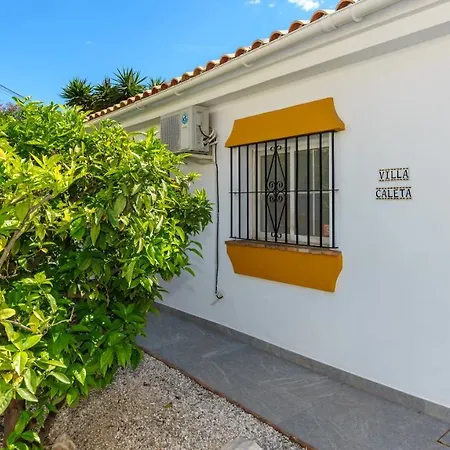 Villa Caleta With Private Pool By Costarentals - Ref 196